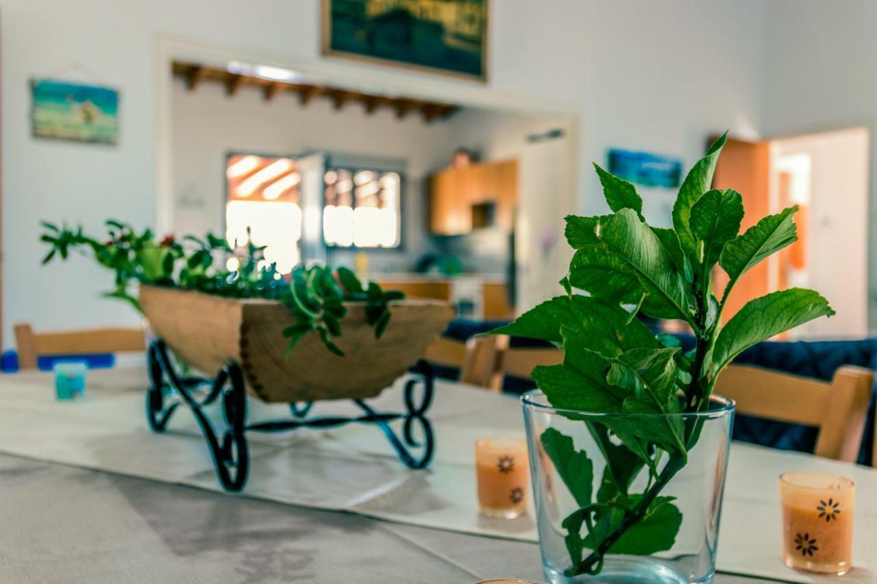 Berryrose Villa Перволия Екстериор снимка